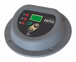 Boîtier de commande CCEI Zelia série ZLT, façade grise à écran