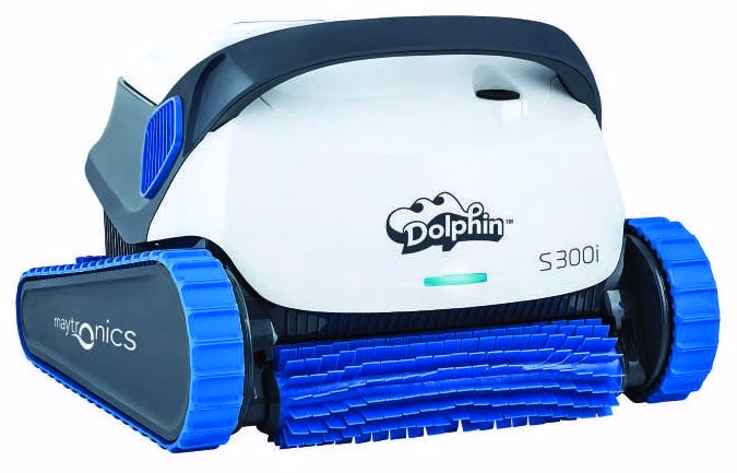 Robot de piscine Dolphin S 300i avec sa brosse active et ses chenilles bleues